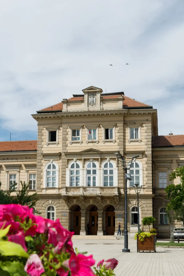 Central part of the District Court building